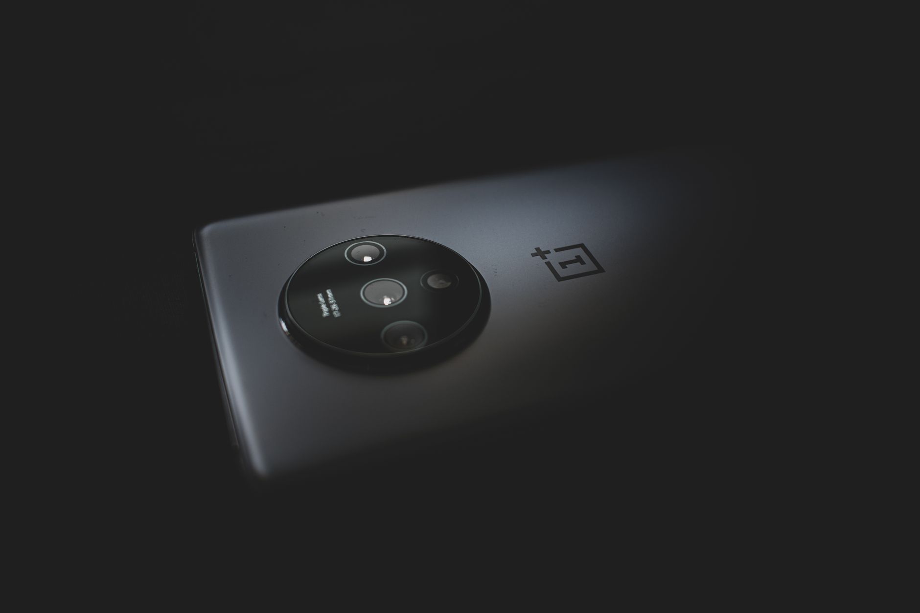 OnePlus 13T (versão compacta)