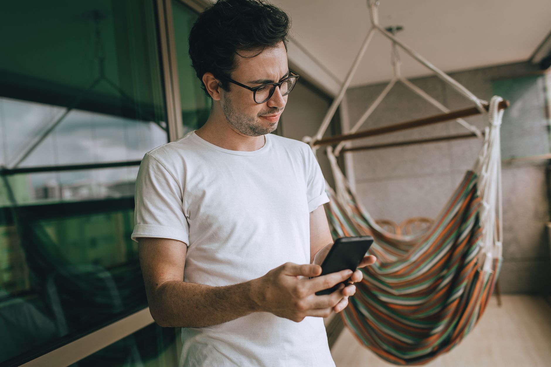 Fluidez de rolagem 120Hz em telas de smartphones modernos