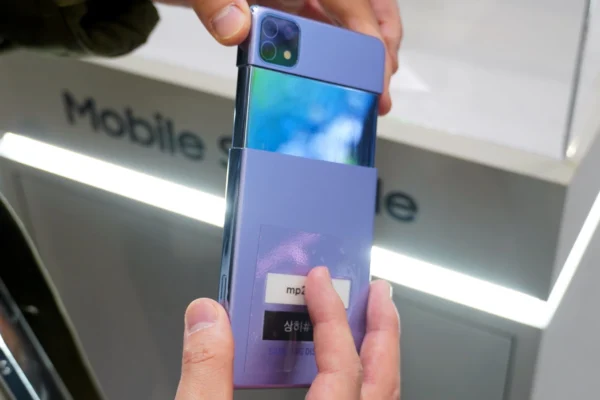 8 Novidades de Telas de Celular em Outubro de 2026