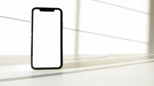 Tela de Celular por Faixa: Topo de Linha vs Intermediário em 2026